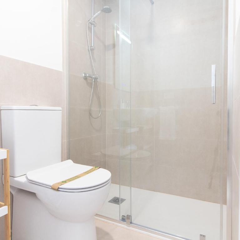 Global Vacacional, Nuevo apartamento con terraza en Gran Canet Residencial - Two-Bedroom Deluxe Apartment - 17