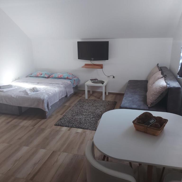 Studio apartman Lena - Studio Apartman - 5