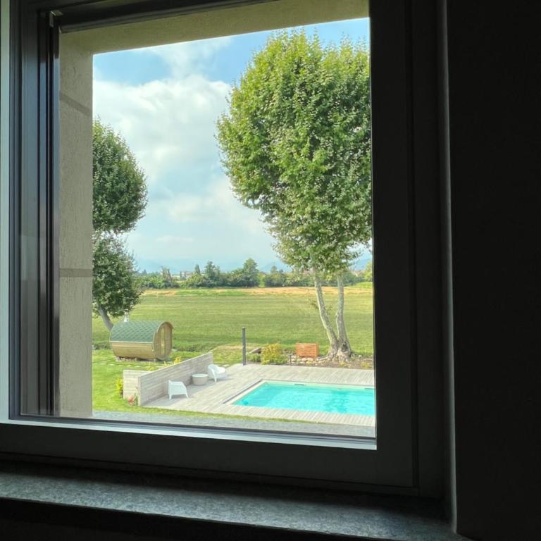 CASA VOLA - King Room with Pool View - 9