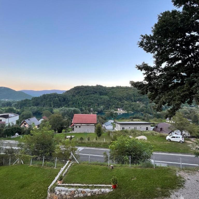 Holiday Home Ajaz Bihac - Four-Bedroom House - 24
