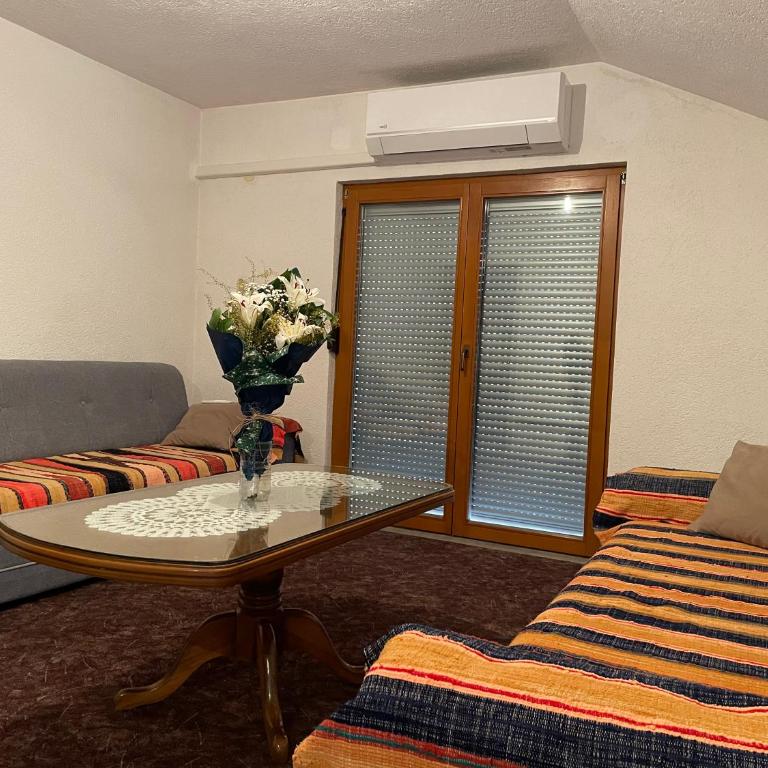 Pišta-pause - Three-Bedroom Apartment - 11