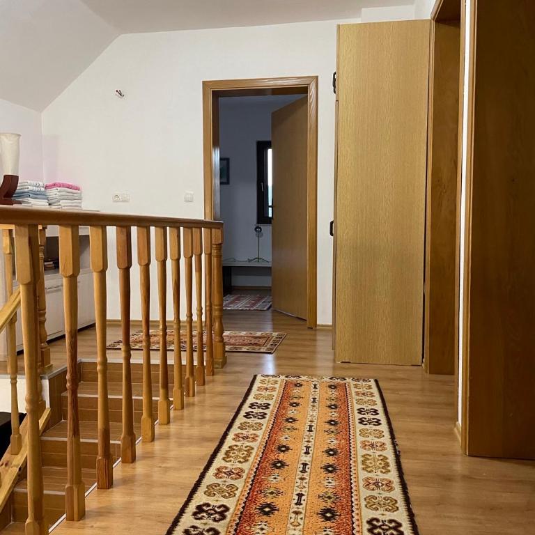 Holiday Home Ajaz Bihac - Four-Bedroom House - 46