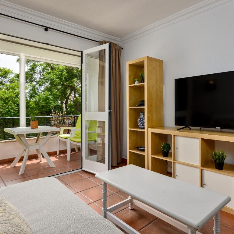 Caroline House Marbella Puerto Banus - One-Bedroom Apartment - 8