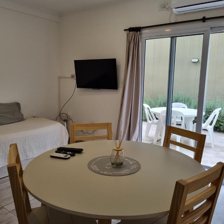 Excelente Departamento con patio - Apartamento - Planta baja - 18