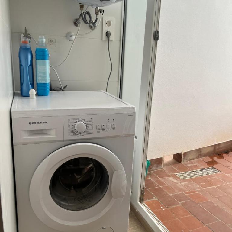 Precioso apartamento con patio - Two-Bedroom Apartment - 75