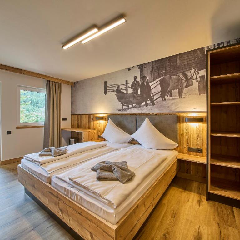 Eibinghof BED & BREAKFAST & SWIM Frühstück Pension - Doppelzimmer mit Balkon - 3