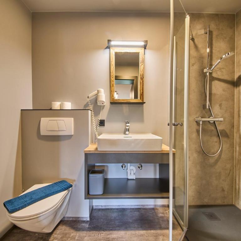 Eibinghof BED & BREAKFAST & SWIM Frühstück Pension - Doppelzimmer mit Balkon - 1