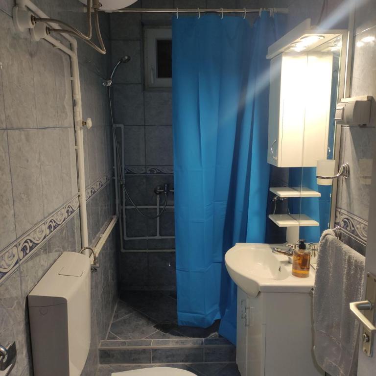 Apartmani M M - Queen Room with Two Queen Beds - 7