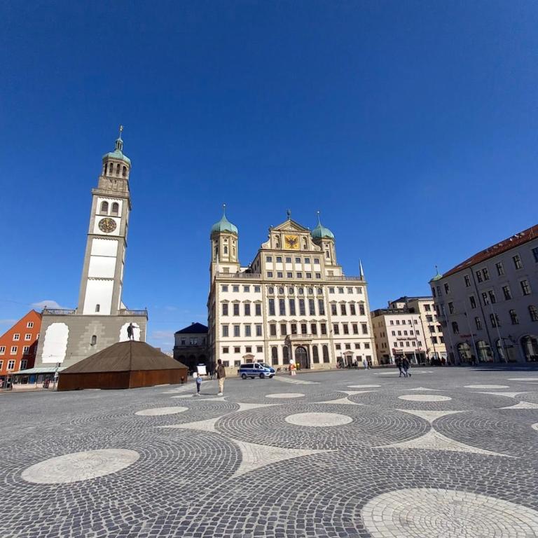 Wohnung in Augsburg Innenstadt -Tiefgarage - One-Bedroom Apartment - 28