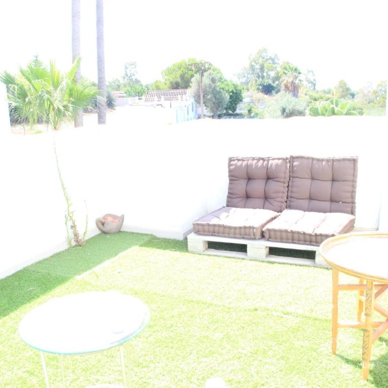 Chalet adosado en urbanización con piscina - Casa de 3 dormitorios - 51
