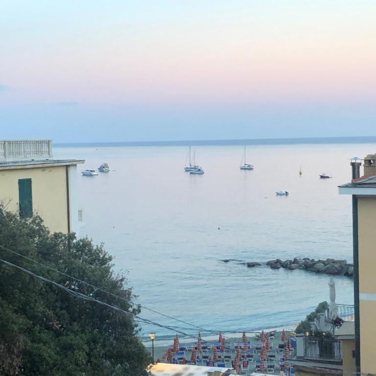 Il Sogno di Contardi A Affittacamere - Ampia Camera Matrimoniale - 15