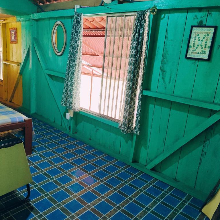 Agradable granja cerca a un río de agua fresca. - Chalet - 21