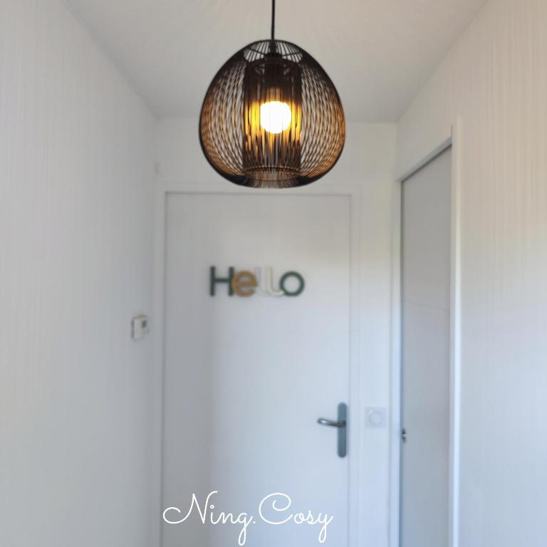Superbe Cosy Duplex Appartement T3 Charpenne Tête D'or avec parking privé gratuit - Appartement 2 Chambres - 33