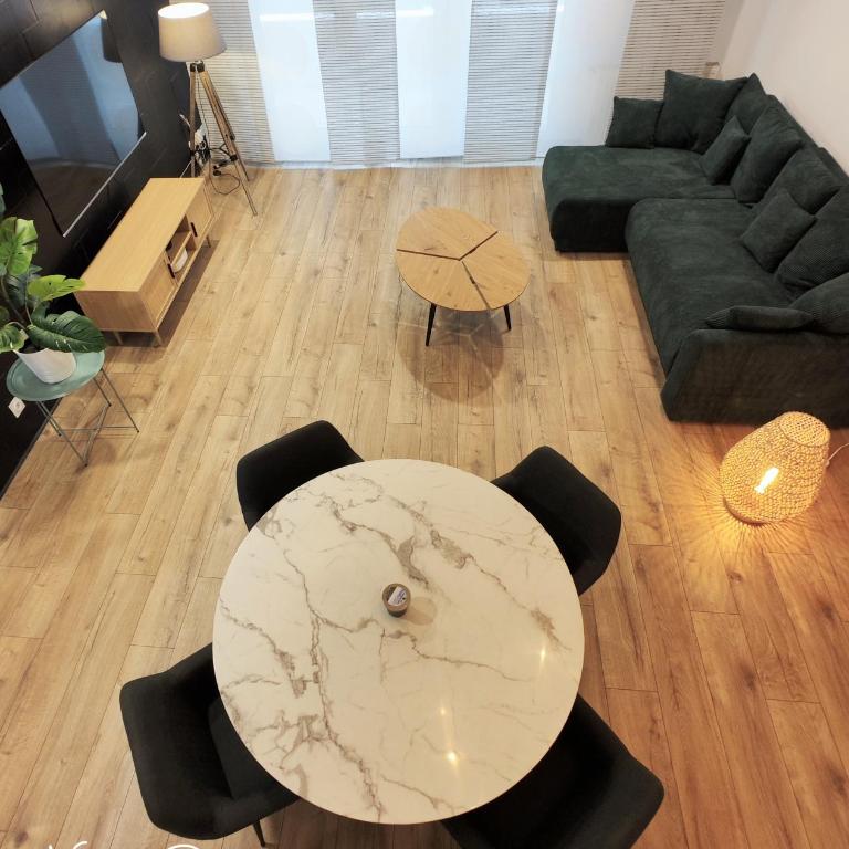 Superbe Cosy Duplex Appartement T3 Charpenne Tête D'or avec parking privé gratuit - Appartement 2 Chambres - 4