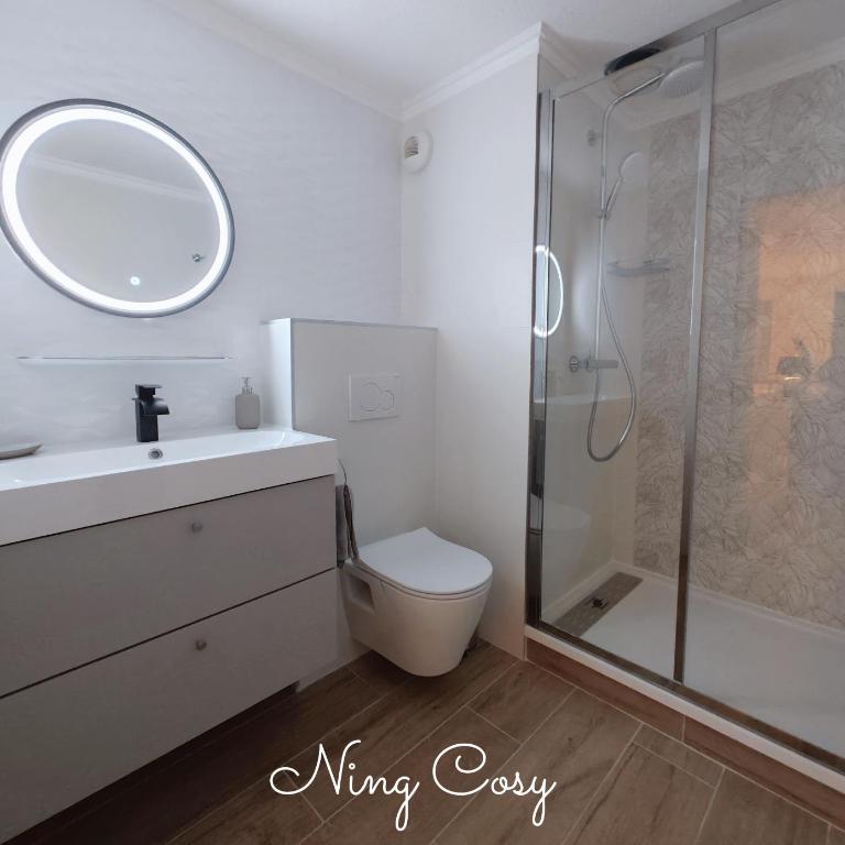 Superbe Cosy Duplex Appartement T3 Charpenne Tête D'or avec parking privé gratuit - Appartement 2 Chambres - 3