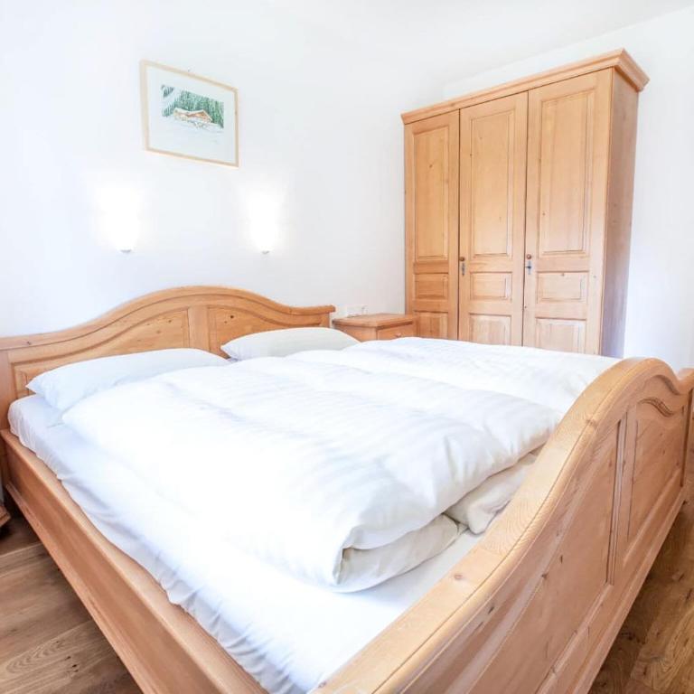 Chalet Hochkrimml with sauna on the ski slope - Ferienhaus mit 3 Schlafzimmern - 14