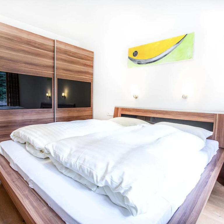 Chalet Hochkrimml with sauna on the ski slope - Ferienhaus mit 3 Schlafzimmern - 2