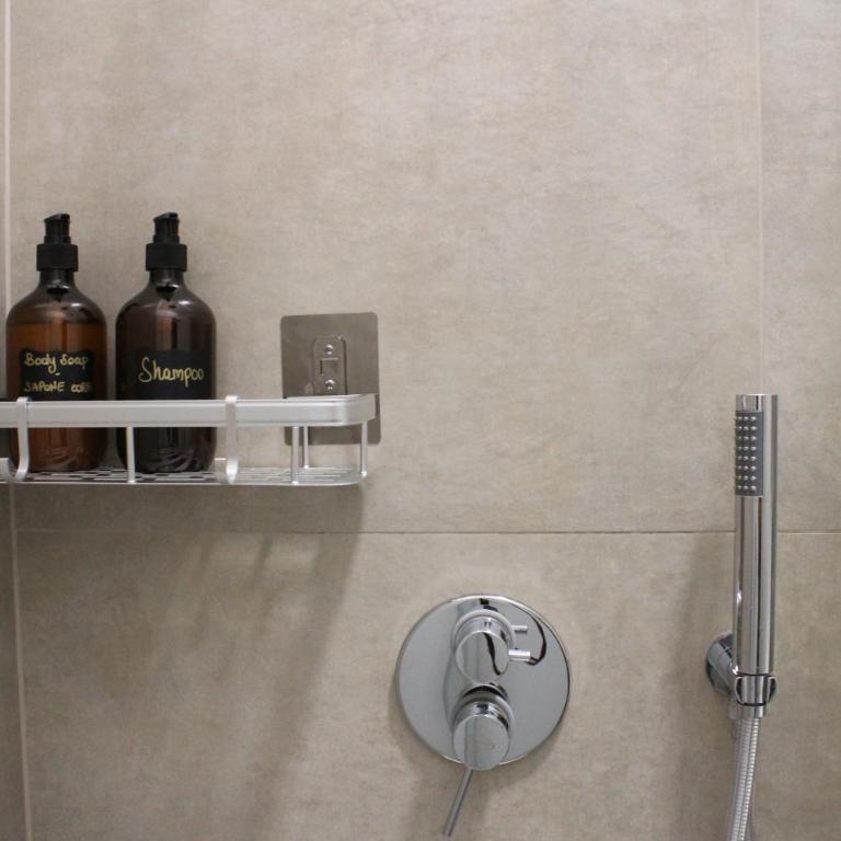 Affittacamere Medusa - Camera Matrimoniale/Doppia con Letti Singoli con Bagno Privato - 8