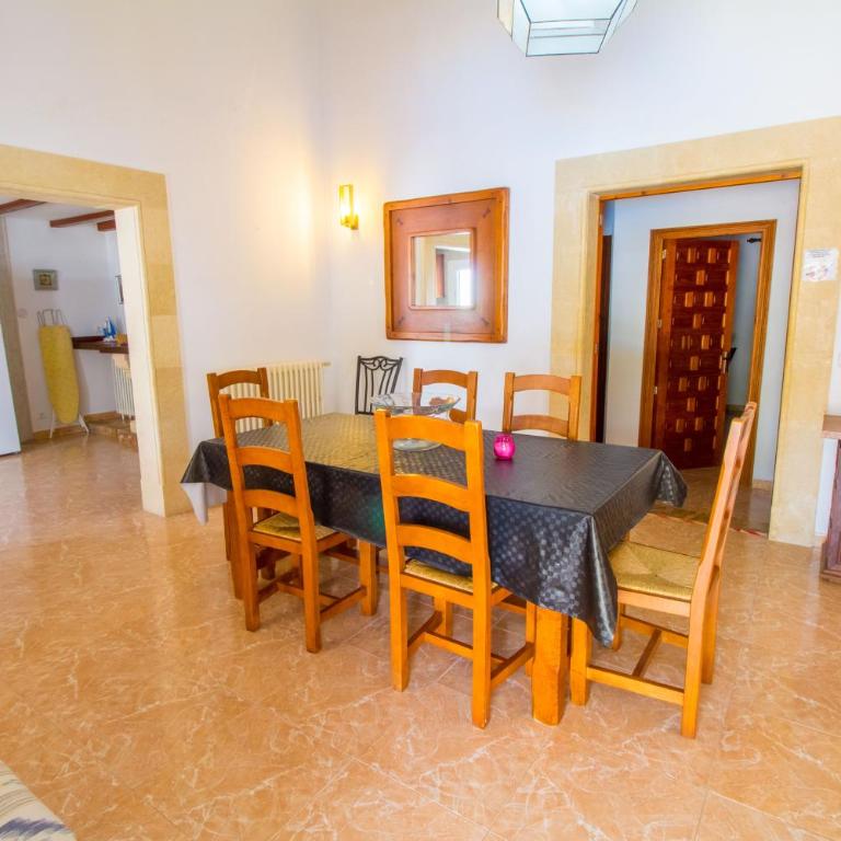 Perfecta villa para vacaciones con wifi y A/C - Casa de 4 dormitorios - 17