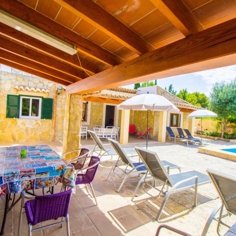 Perfecta villa para vacaciones con wifi y A/C - Casa de 4 dormitorios - 11