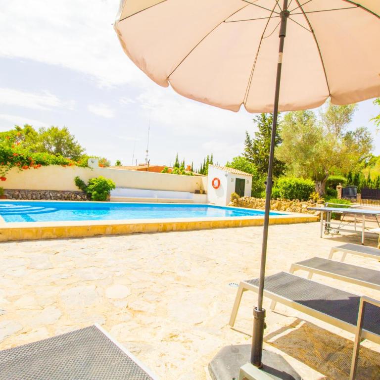 Perfecta villa para vacaciones con wifi y A/C - Casa de 4 dormitorios - 7