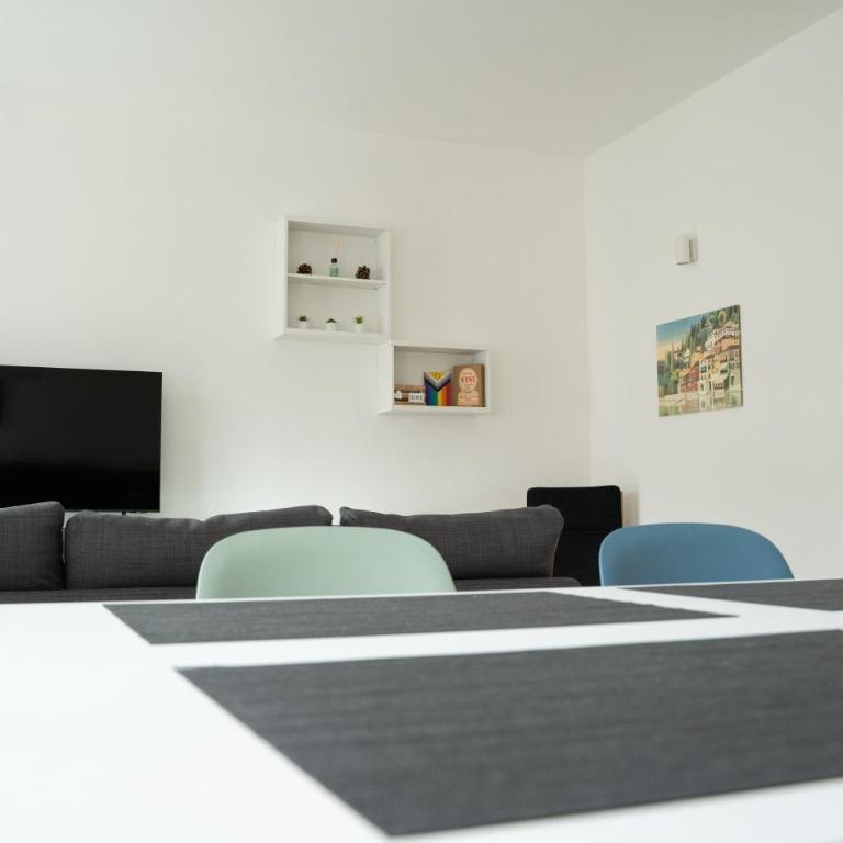 [Piazza XX settembre] - feel the centre - Appartamento con 2 Camere da Letto - 6