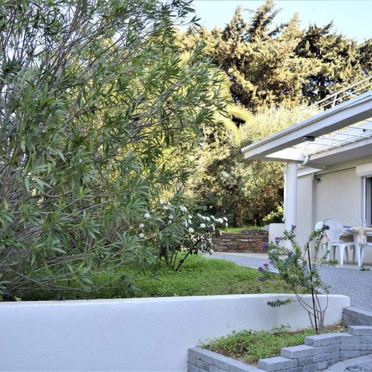 Calme Appartement T2 avec Terrasse à Cavalaire - FR-1-226B-2 - Apartment (4 Erwachsene) - 1