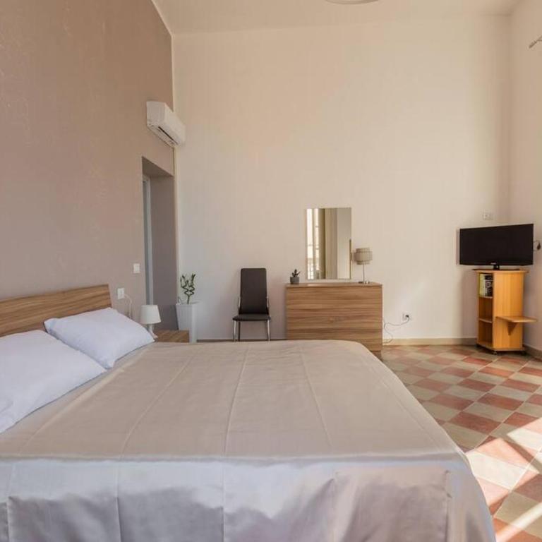 Anticitera Apartment - Three-Bedroom Apartment - 7