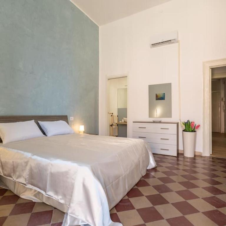 Anticitera Apartment - Three-Bedroom Apartment - 24
