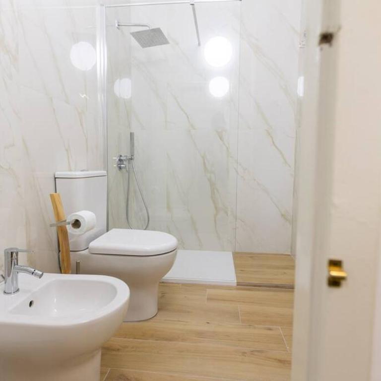 Anticitera Apartment - Three-Bedroom Apartment - 32