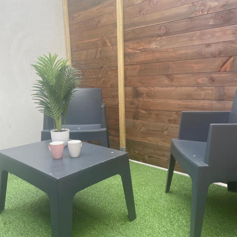 Studio cosy avec terrasse, proche Chantiers et Airbus - Appartement 1 Chambre - 10