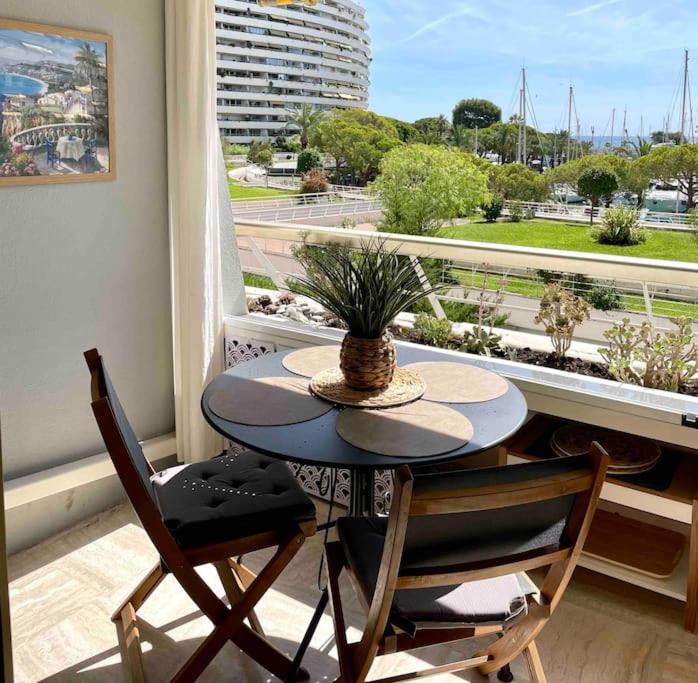 STUDIO-PORT-MARINA, Parking privé, climatisé au "DUCAL" - Studio - Vue sur Mer - 11
