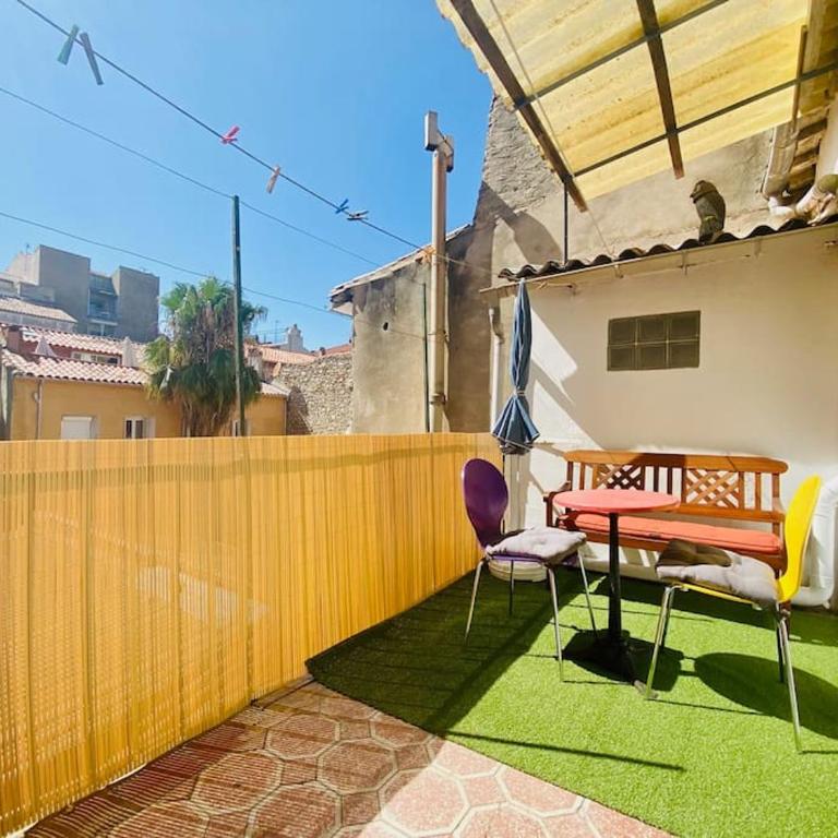 Suzon Petit loft Terrasse et Clim Coté Mairie - Apartment mit 1 Schlafzimmer - 17