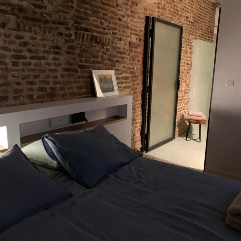 galerie jacqueline storme - Chambre Lit Queen-size - Accessible aux Personnes à Mobilité Réduite - 5