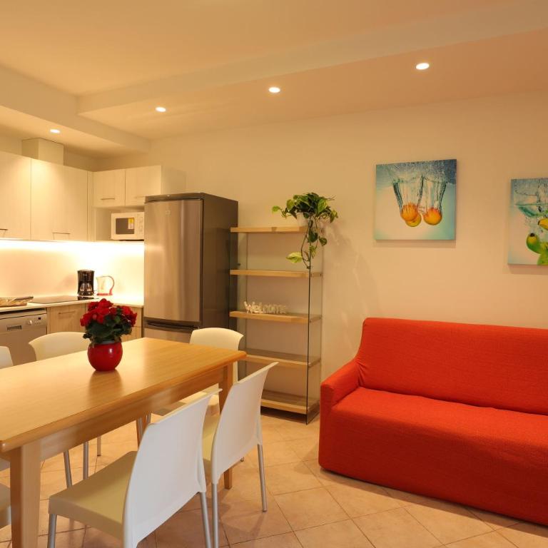Villaggio Mare Blu - Villa con 2 Camere da Letto (6 Adulti) - 2