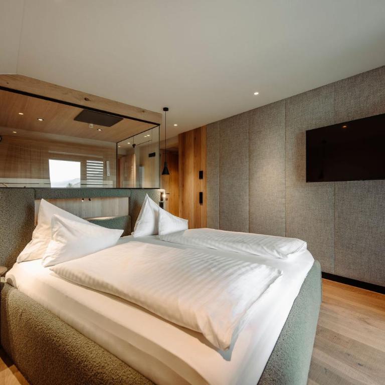 Alpina Alpendorf - Superior Apartment mit Sauna - 7