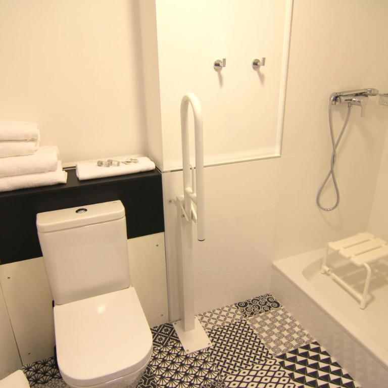 Hostal Aslyp 114 - Superior Twin Room - 1