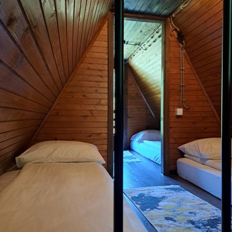 Vikendica Bella - Two-Bedroom Chalet - 24