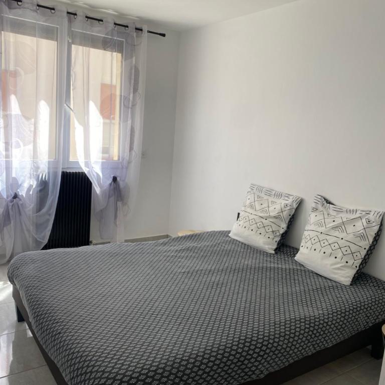 Super apt Parking + Clim 5 min du centre & gare - Appartement 2 Chambres - 3