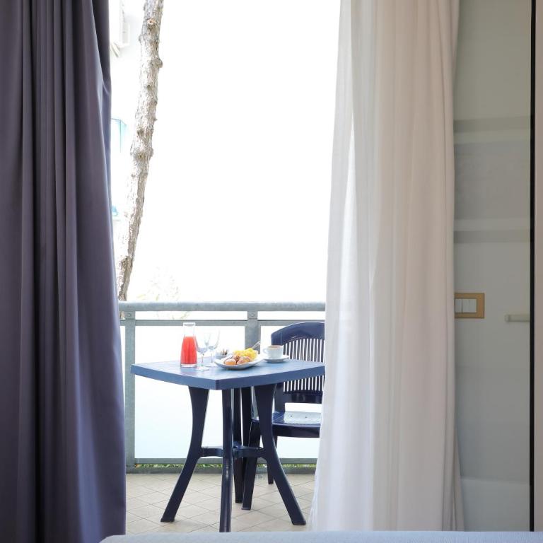 Hotel Anapaya - Camera Familiare con Balcone - 8