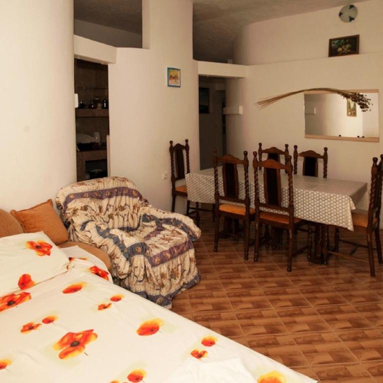 Apartments Vila Gerbera - Four-Bedroom Apartment - 10