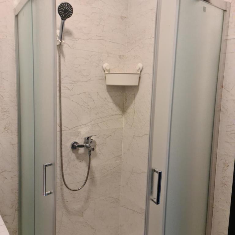 Iva&Niki Ledine - Apartman sa 1 Spavaćom Sobom - 10