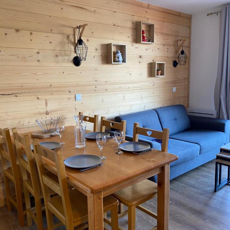 Appartement 4-6 personnes à Valmeinier 1800 résa du samedi au samedi avec piscine intérieure chauffée - Appartement 2 Chambres - 14