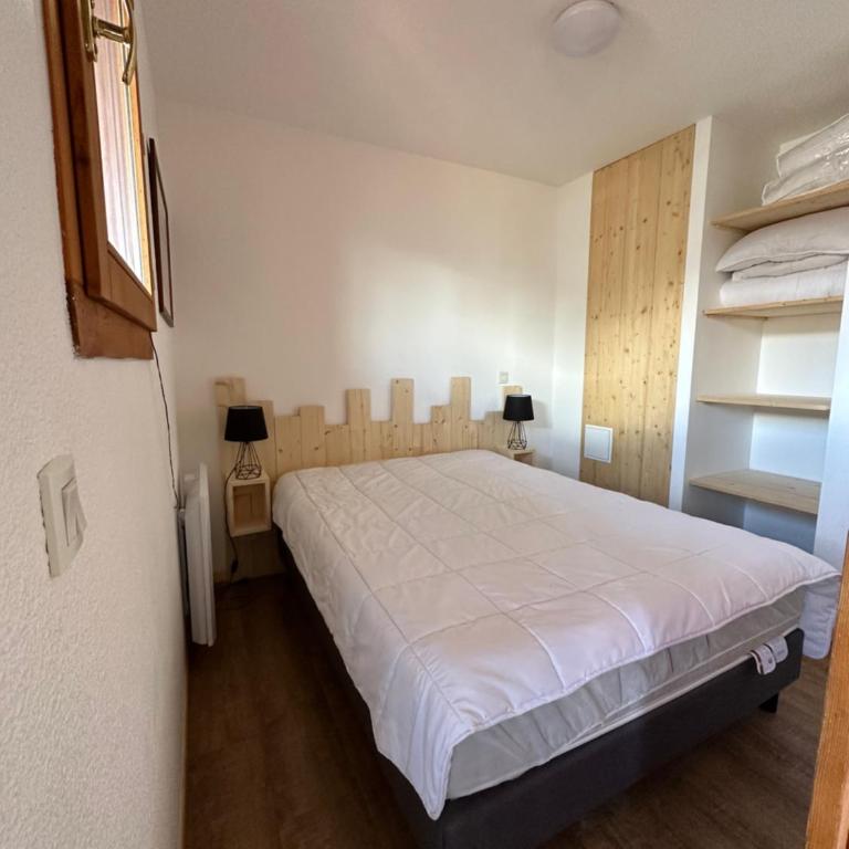 Appartement 4-6 personnes à Valmeinier 1800 résa du samedi au samedi avec piscine intérieure chauffée - Appartement 2 Chambres - 12