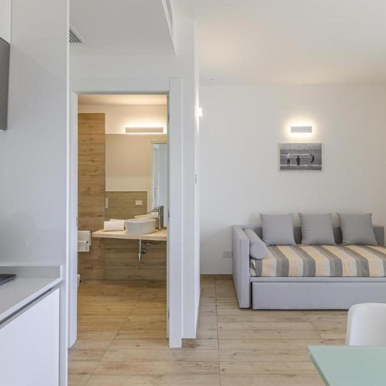 Stunning Capo Falcone Charming Apartments 1 Bedroom prem Apt sleeps 4 and child - Appartamento - 10