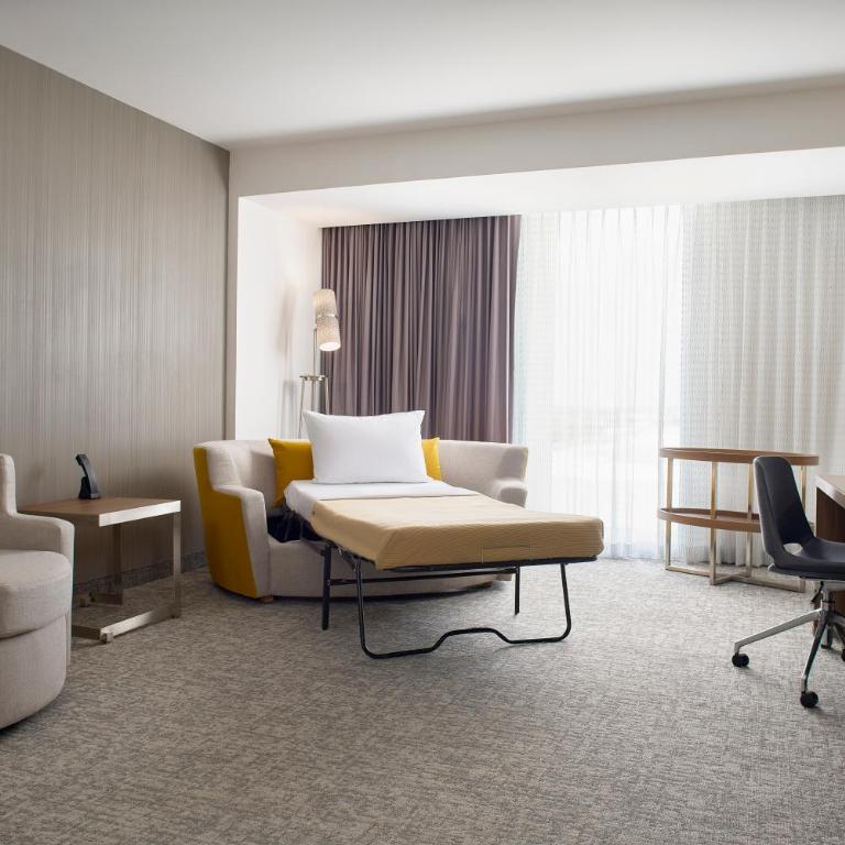 Courtyard by Marriott Merida Downtown - Suite, 1 King Bed, Non Smoking,City View - 1