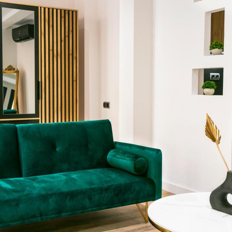BOUTIQUE REYES CATÓLICOS - One-Bedroom Apartment - 7