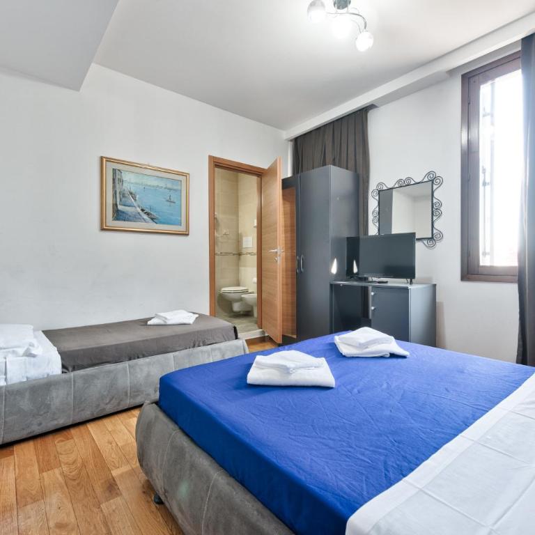 Hotel Trieste - Camera Tripla - 13
