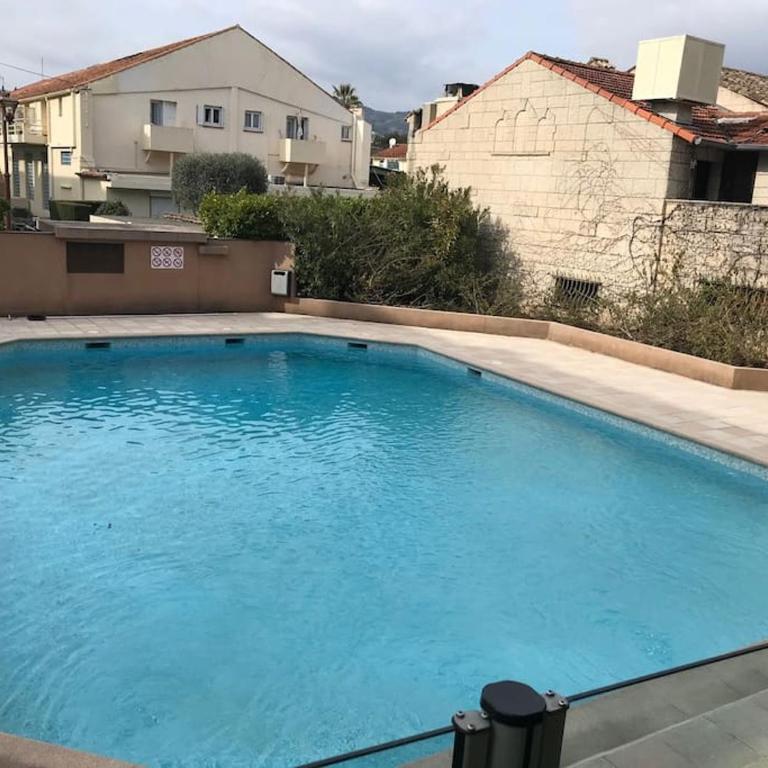Perle rare 2 pièces au pied de la plage et piscine résidence - One-Bedroom Apartment - 7
