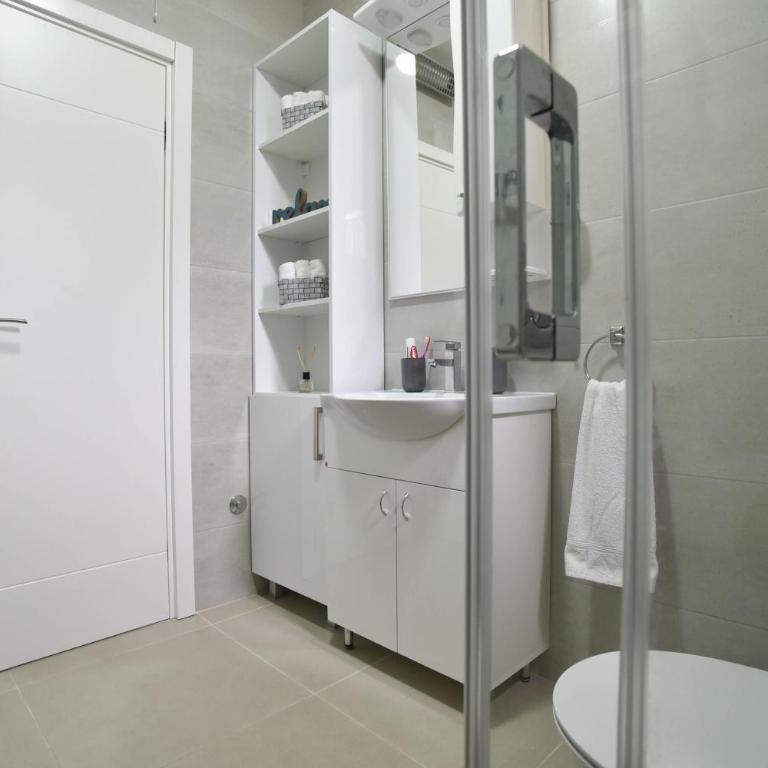 LUX Apartment TEAM JOKIC - Two-Bedroom Apartment - 17